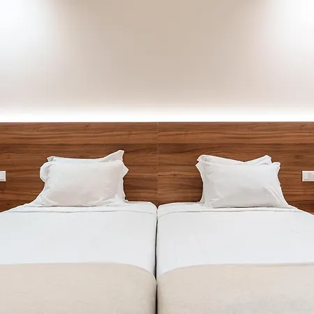 Hotel Catolica 3*