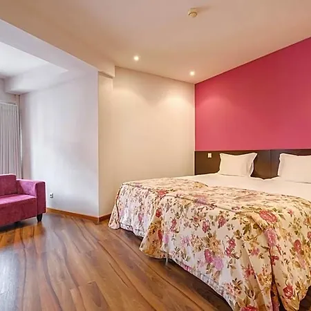 Catolica Hotel