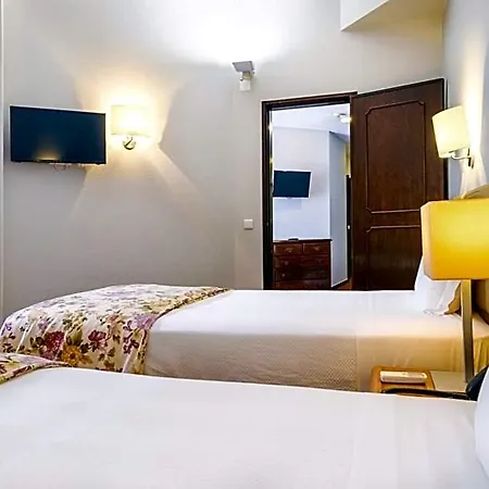 Hotel Catolica