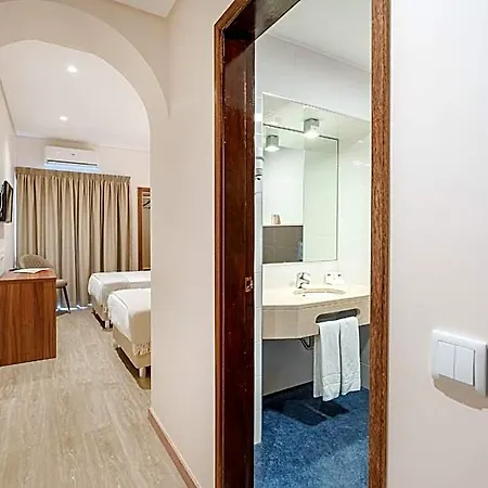 Catolica Hotel