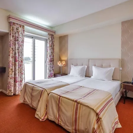 Hotel Catolica